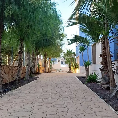 ヴィラ Privat Baywatch With Seaview La Mata トレビエハ