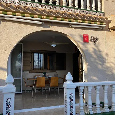 Privat Baywatch With Seaview La Mata فيلة تورّيفيِخا